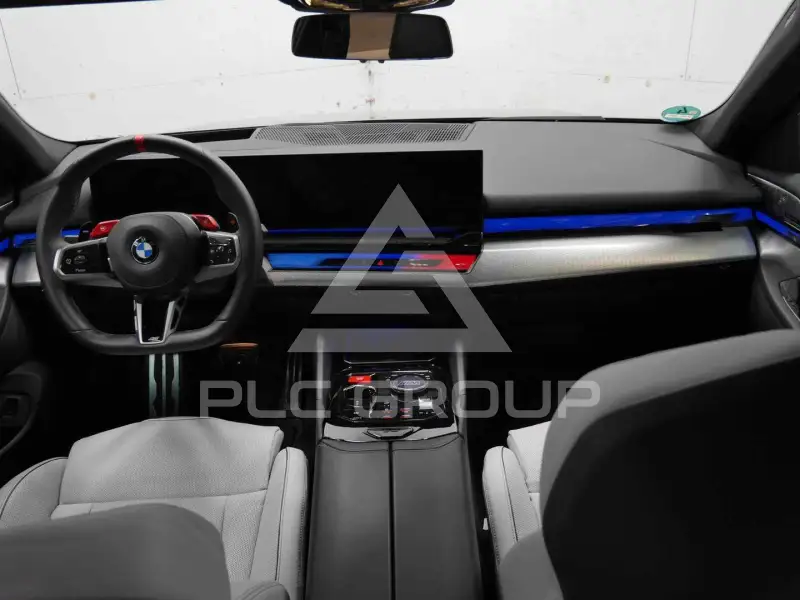 2025 BMW M5