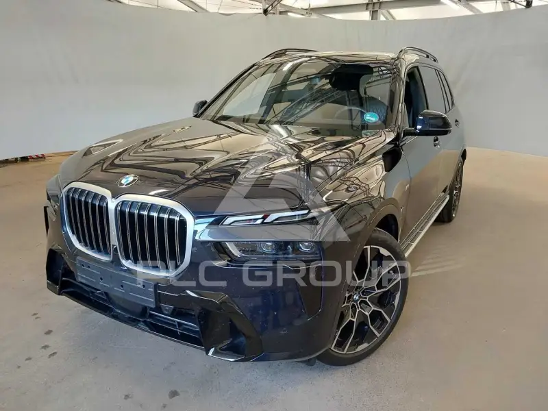 2025 BMW X7