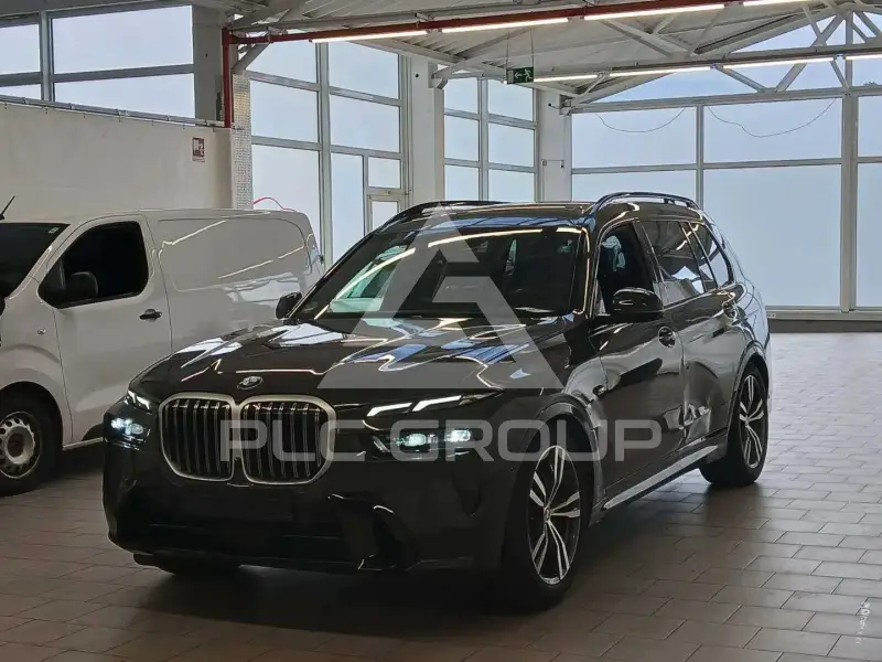 2025 BMW X7