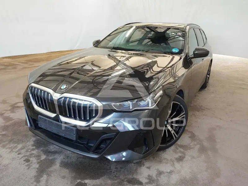 2025 BMW 520