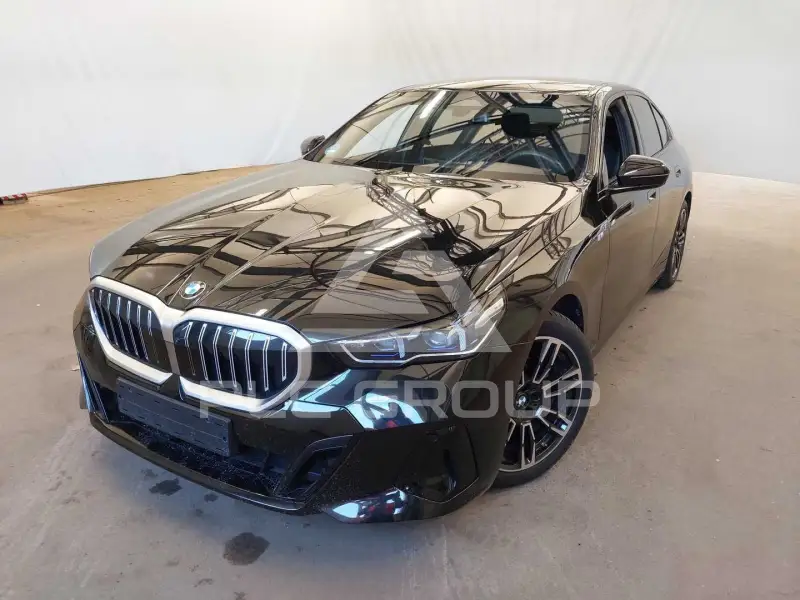 2025 BMW 520