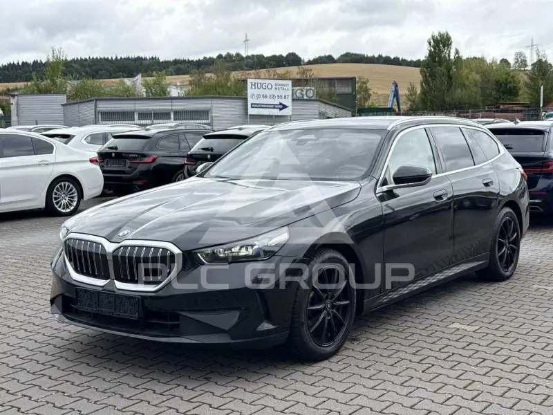 2025 BMW 520