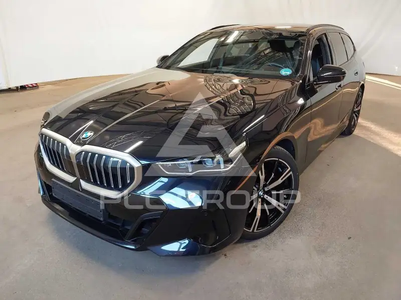 2025 BMW 520