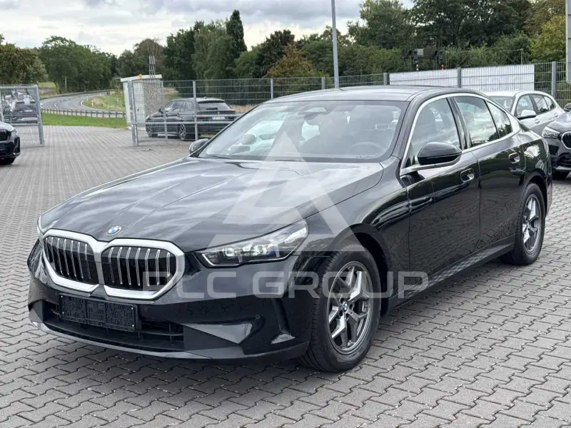 2025 BMW 520