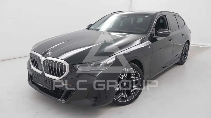 2025 BMW 520