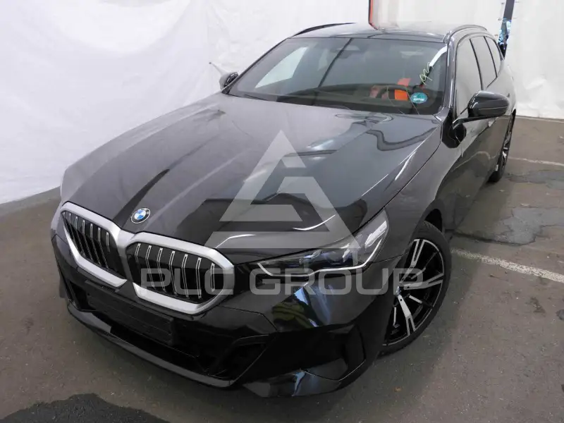 2025 BMW 520