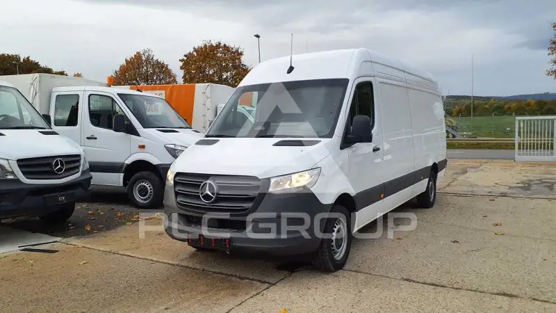 2025 Mercedes Benz Sprinter
