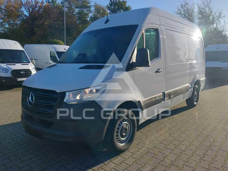2025 Mercedes Benz Sprinter