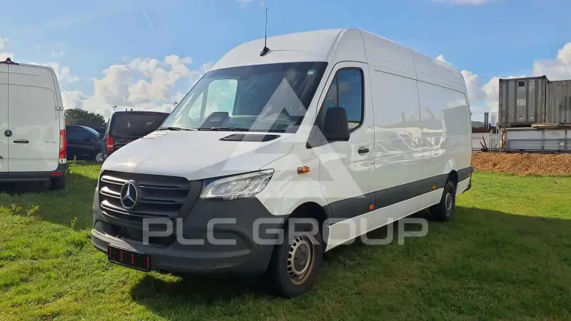 2025 Mercedes Benz Sprinter