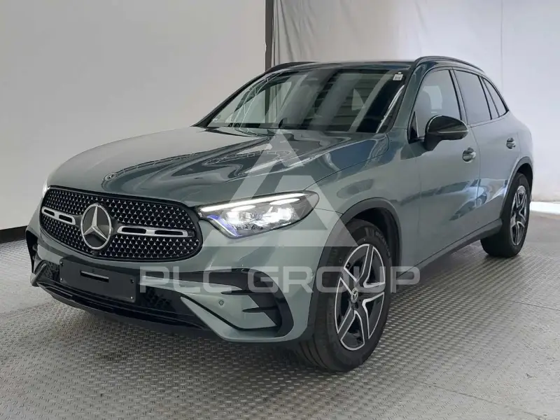 2025 Mercedes Benz GLC 300