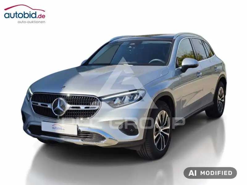 2025 Mercedes Benz GLC 220