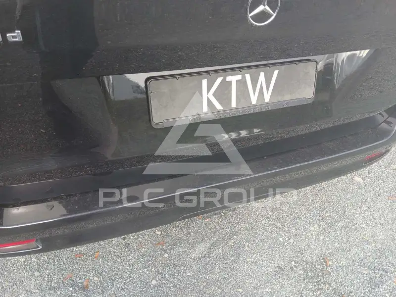 2025 Mercedes Benz V 300