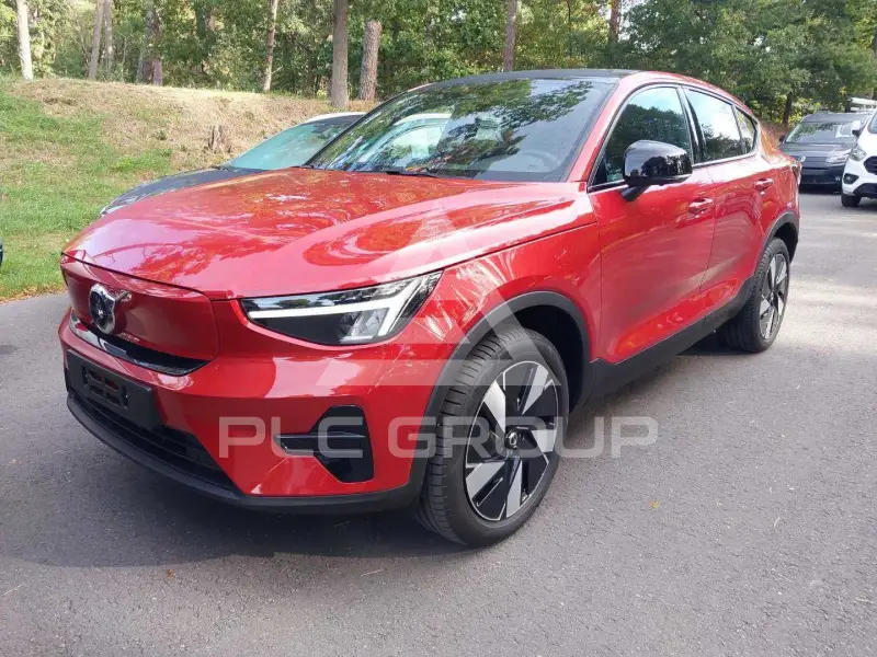 2025 Volvo EX 40