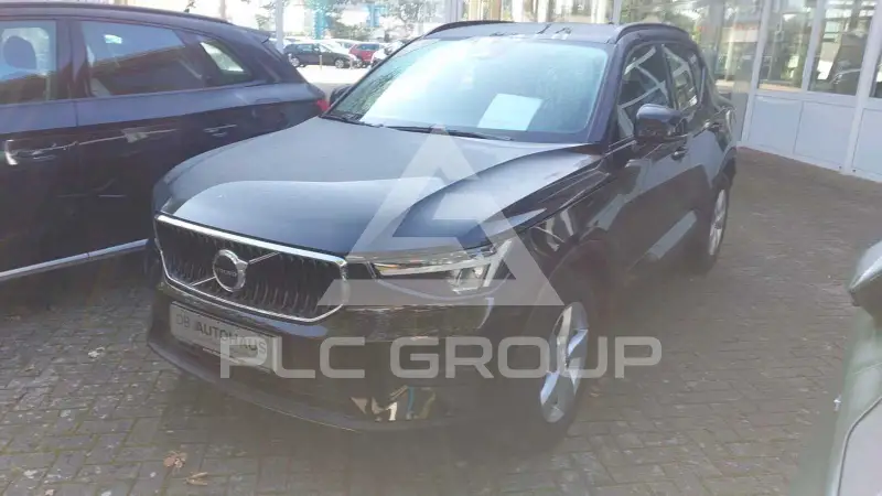 2025 Volvo XC40