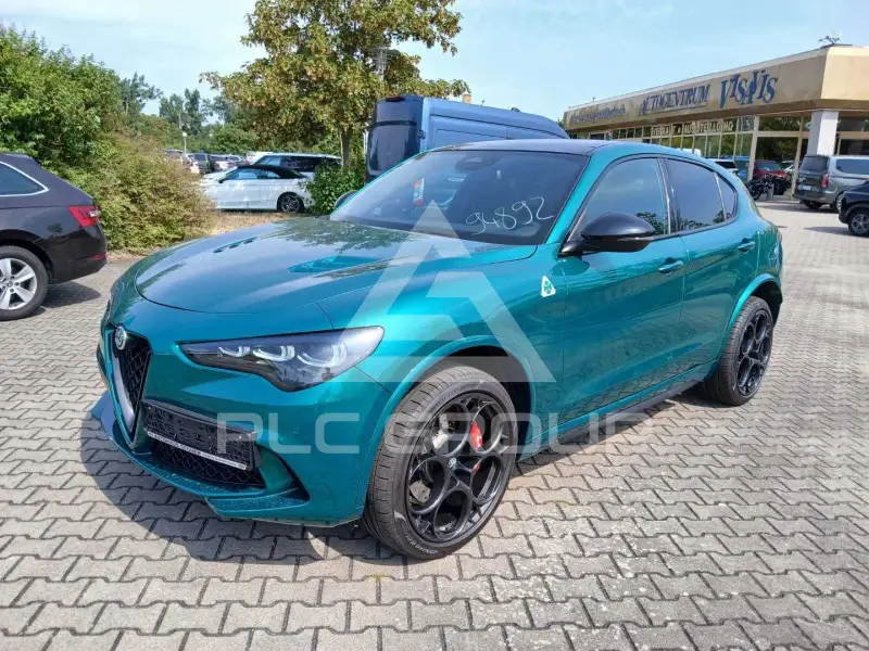 2025 Alfa Romeo Stelvio