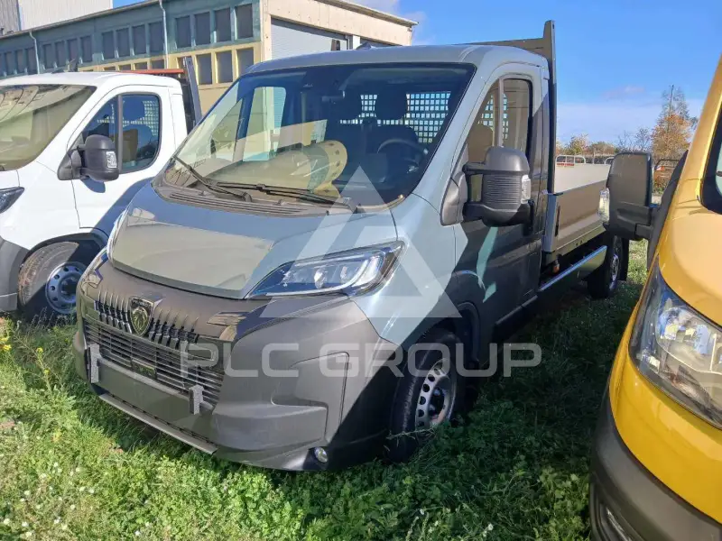 2025 Peugeot Boxer