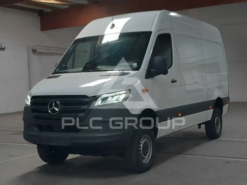 2025 Mercedes Benz Sprinter