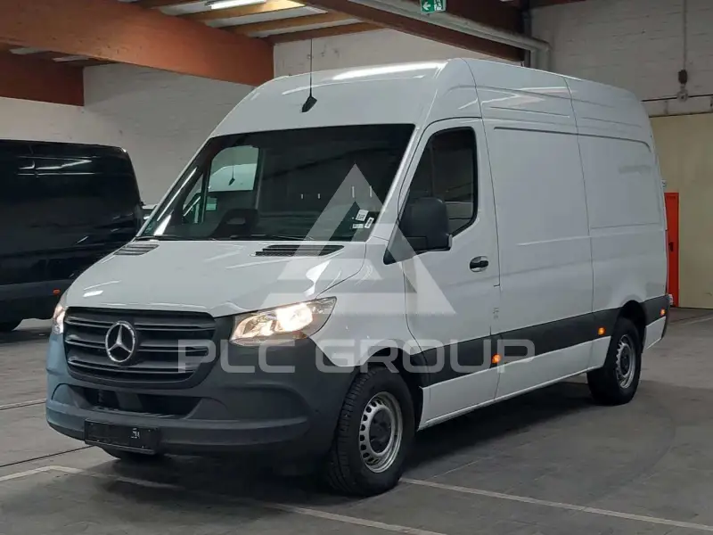2025 Mercedes Benz Sprinter