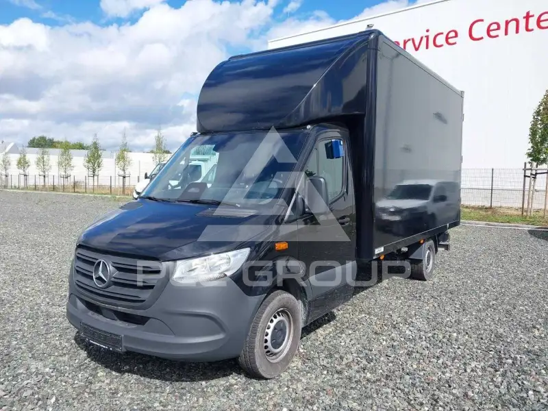 2025 Mercedes Benz Sprinter