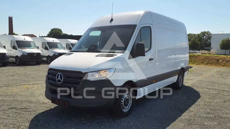 2025 Mercedes Benz Sprinter