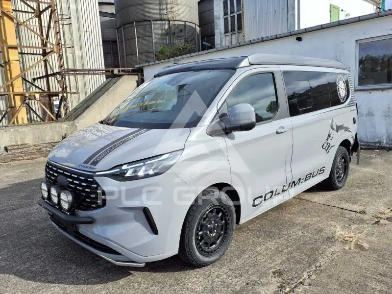 2025 Ford Tourneo