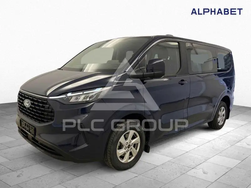 2025 Ford Tourneo