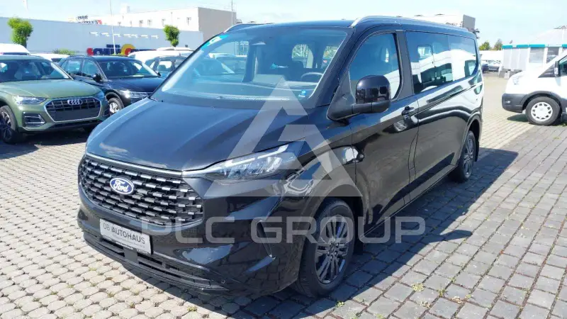 2025 Ford Tourneo