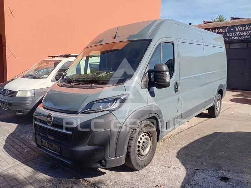 2025 Opel Movano