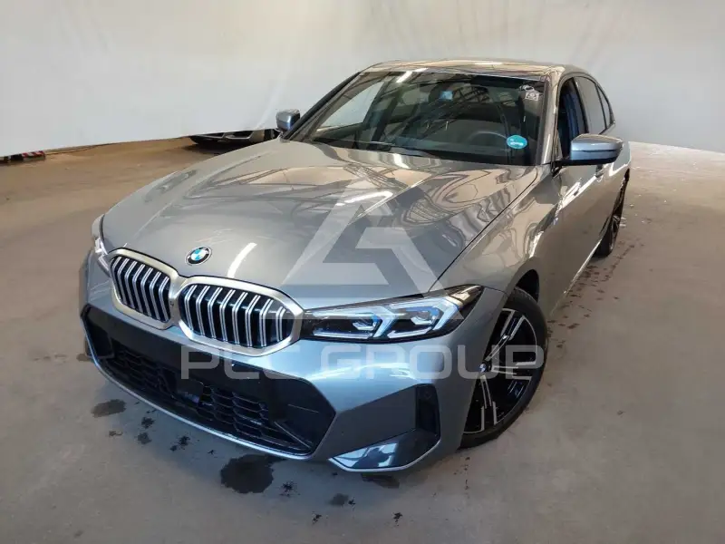 2026 BMW 320
