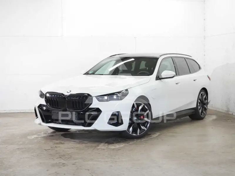 2026 BMW 550