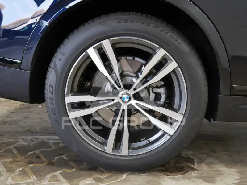 2026 BMW X7
