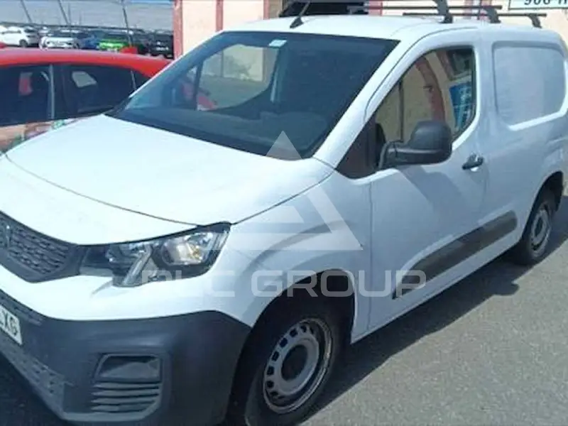 2022 Peugeot Partner