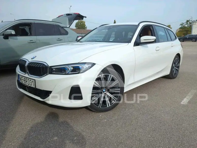 2023 BMW 320