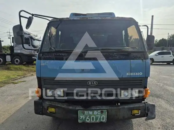 1996 KIA Rhino
