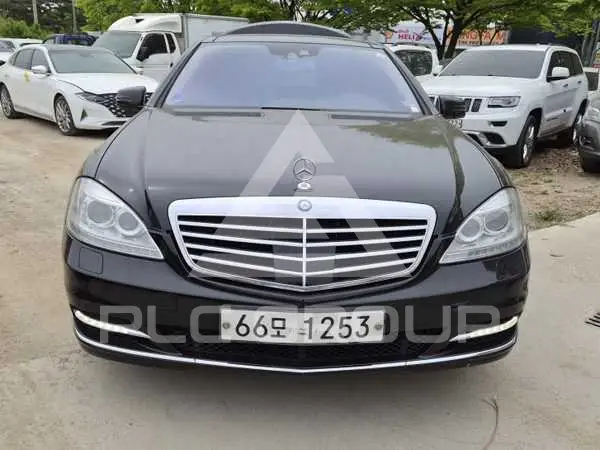 2010 Mercedes Benz S 500