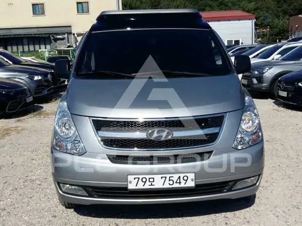 2014 Hyundai Grand Starex