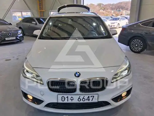 2016 BMW 750