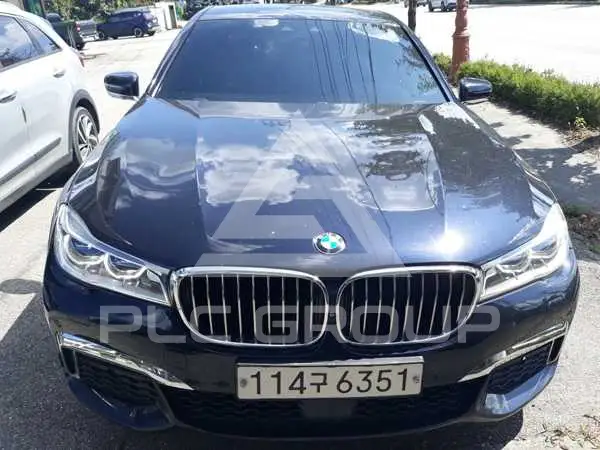 2017 BMW 740