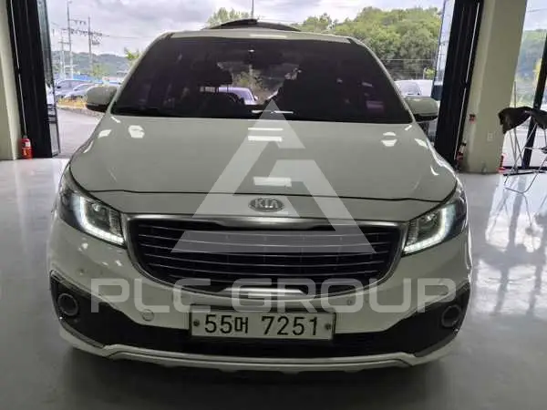 2017 KIA Carnival