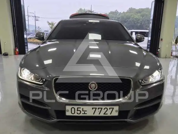 2018 Jaguar XE