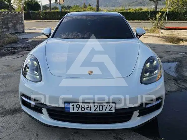 2018 Porsche Panamera