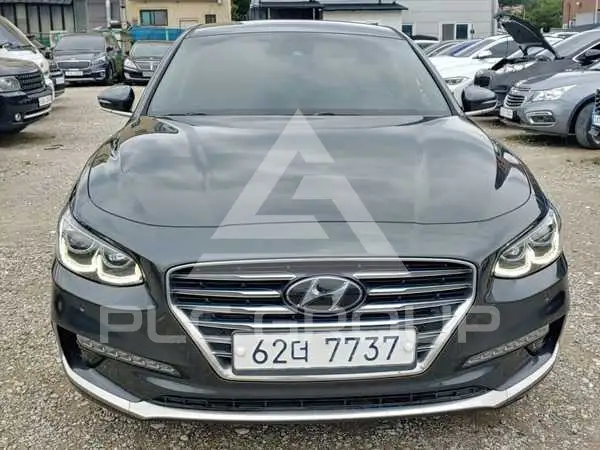 2018 Hyundai Grandeur