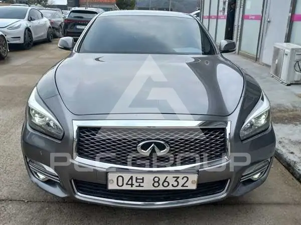 2018 Infinity Q70