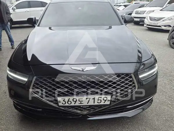 2019 Genesis G90