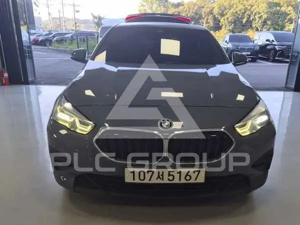 2021 BMW 218