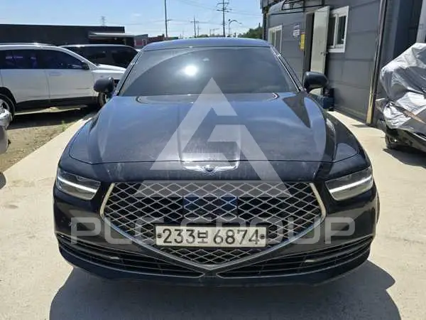 2021 Genesis G90