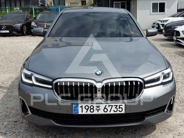 2023 BMW 530