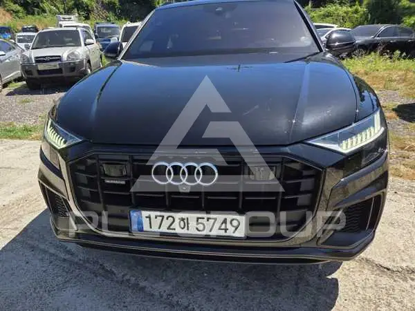 2023 Audi Q8