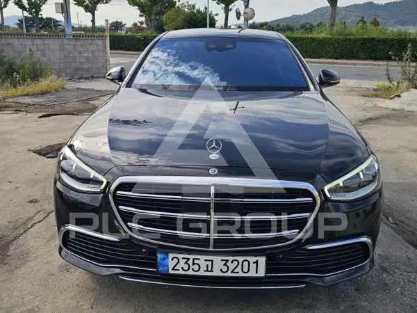 2023 Mercedes Benz S560