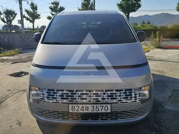 2023 Hyundai Staria